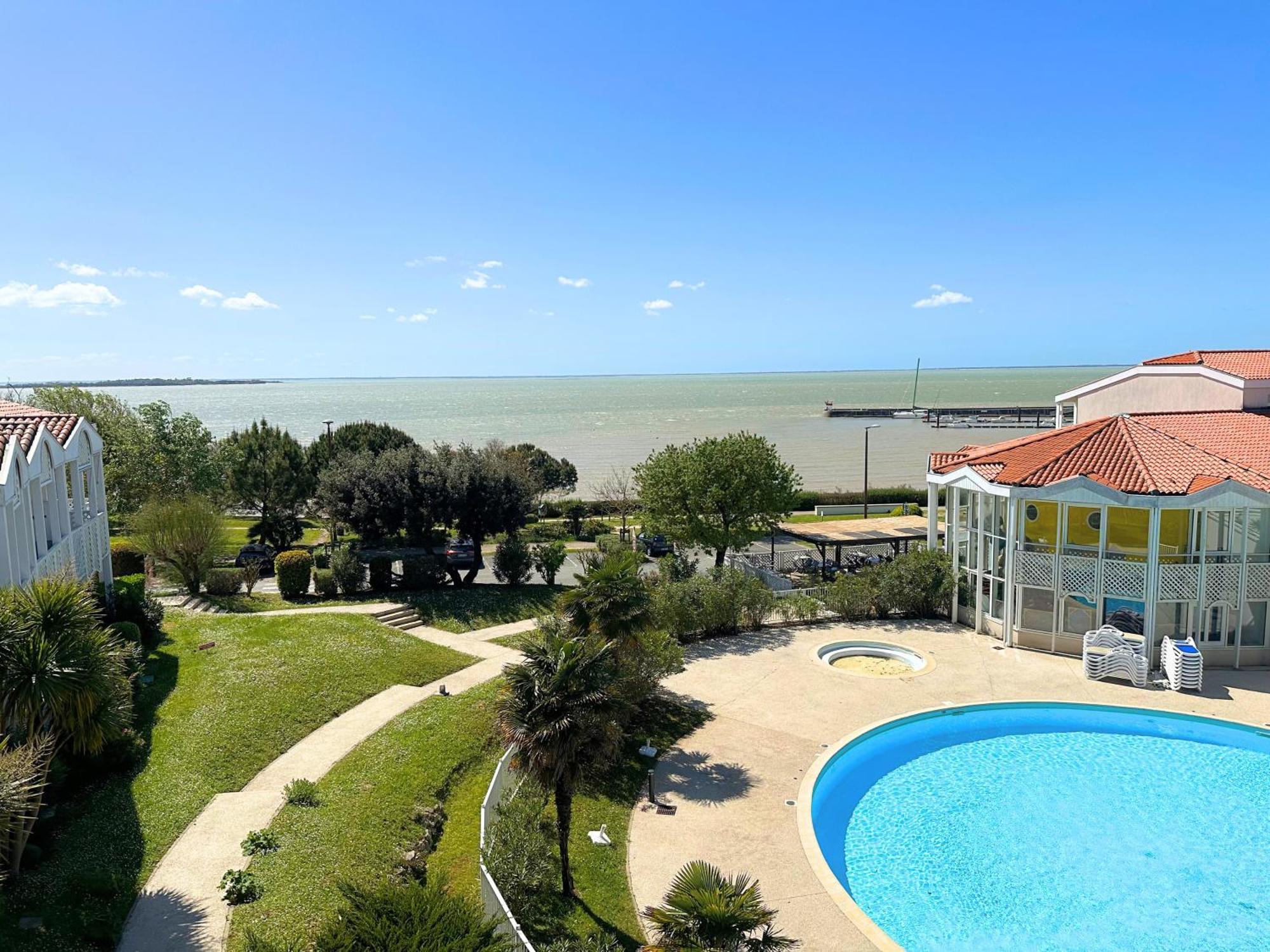 Vue Mer Et Piscine, Avec Balcon - 1 Min De La Plage Fouras Exterior photo